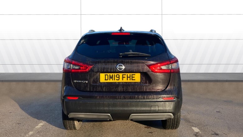 Nissan Qashqai 1.3 DiG-T N-Connecta 5dr Petrol Hatchback